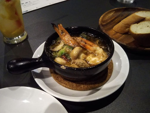 マウカキッチン(mauka kitchen)